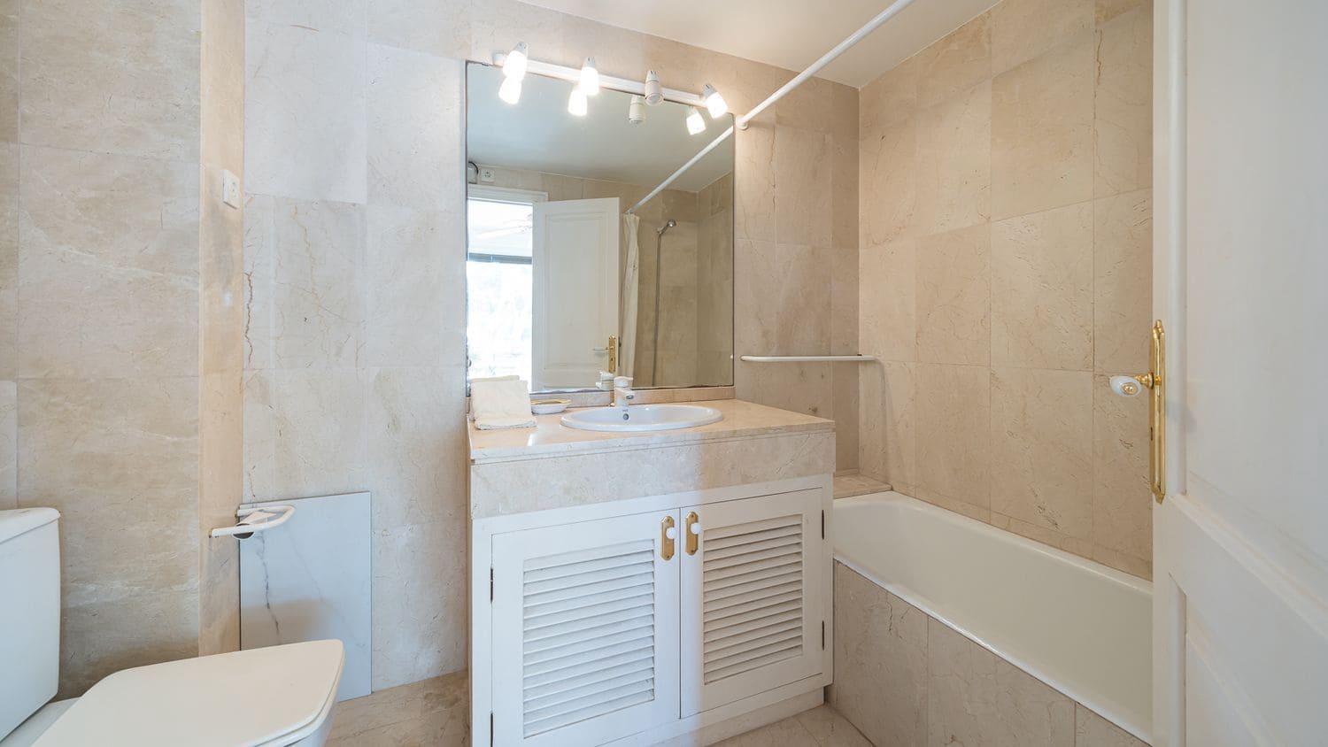 4 soveværelse Villa til salg i Illetas med swimmingpool - € 3.150.000 (Ref: 9165767)