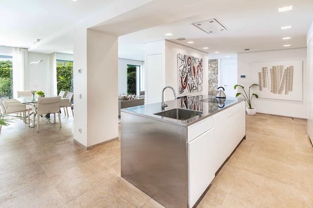 2 soverom Leilighet til salgs i Portals Nous, Calvià med svømmebasseng - € 2 700 000 (Ref: 9173282)