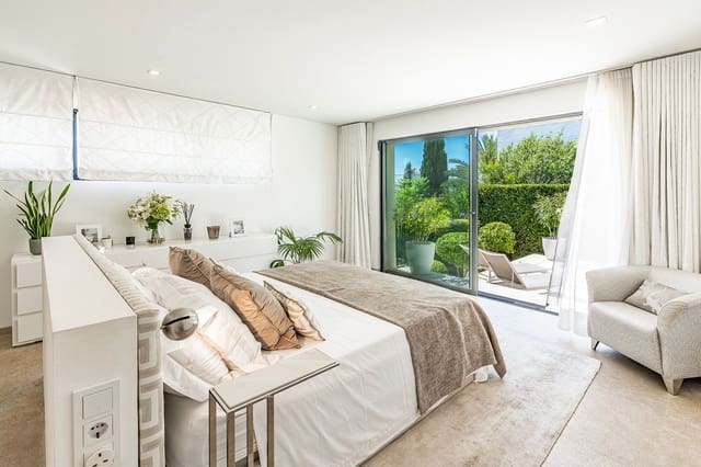 2 soverom Leilighet til salgs i Portals Nous, Calvià med svømmebasseng - € 2 700 000 (Ref: 9173282)