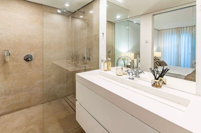 2 soverom Leilighet til salgs i Portals Nous, Calvià med svømmebasseng - € 2 700 000 (Ref: 9173282)