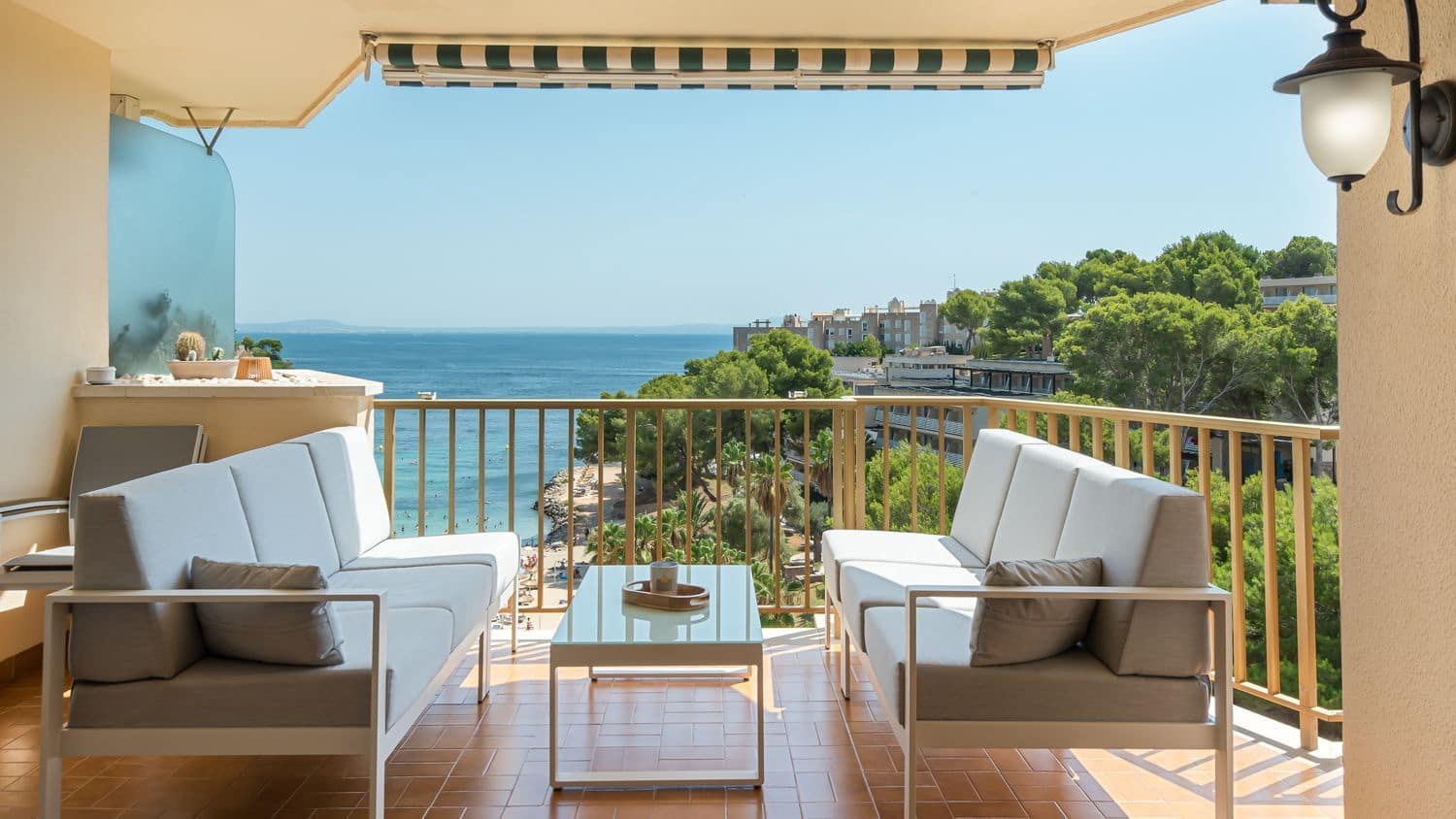 3 soveværelse Lejlighed til salg i Cala Vinyes / Cala Vinyas / Cala Vinas med swimmingpool - € 990.000 (Ref: 9188423)