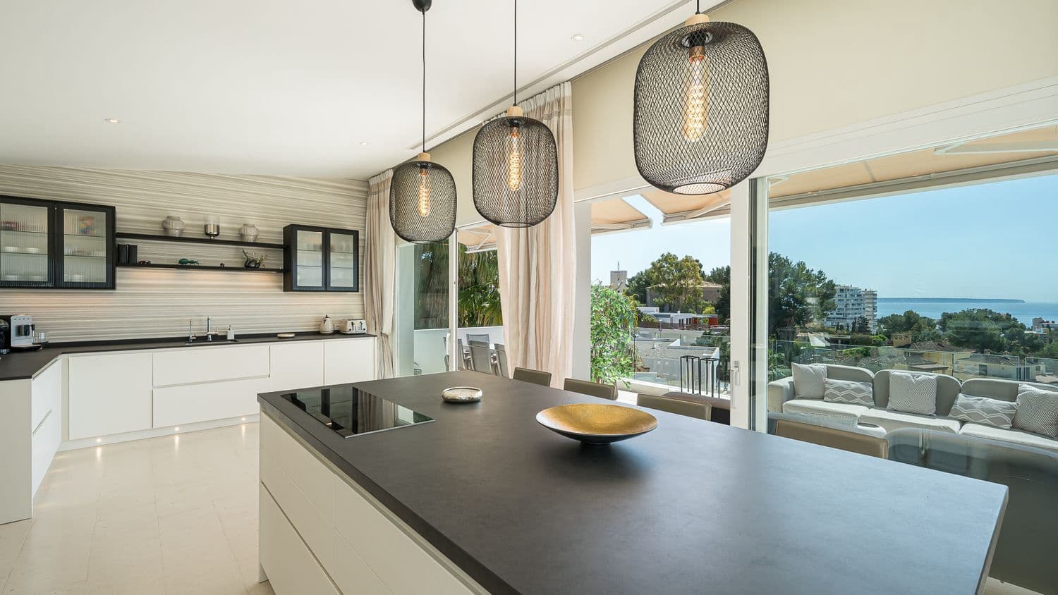 5 soveværelse Villa til salg i Palma de Mallorca med swimmingpool - € 2.995.000 (Ref: 9195534)