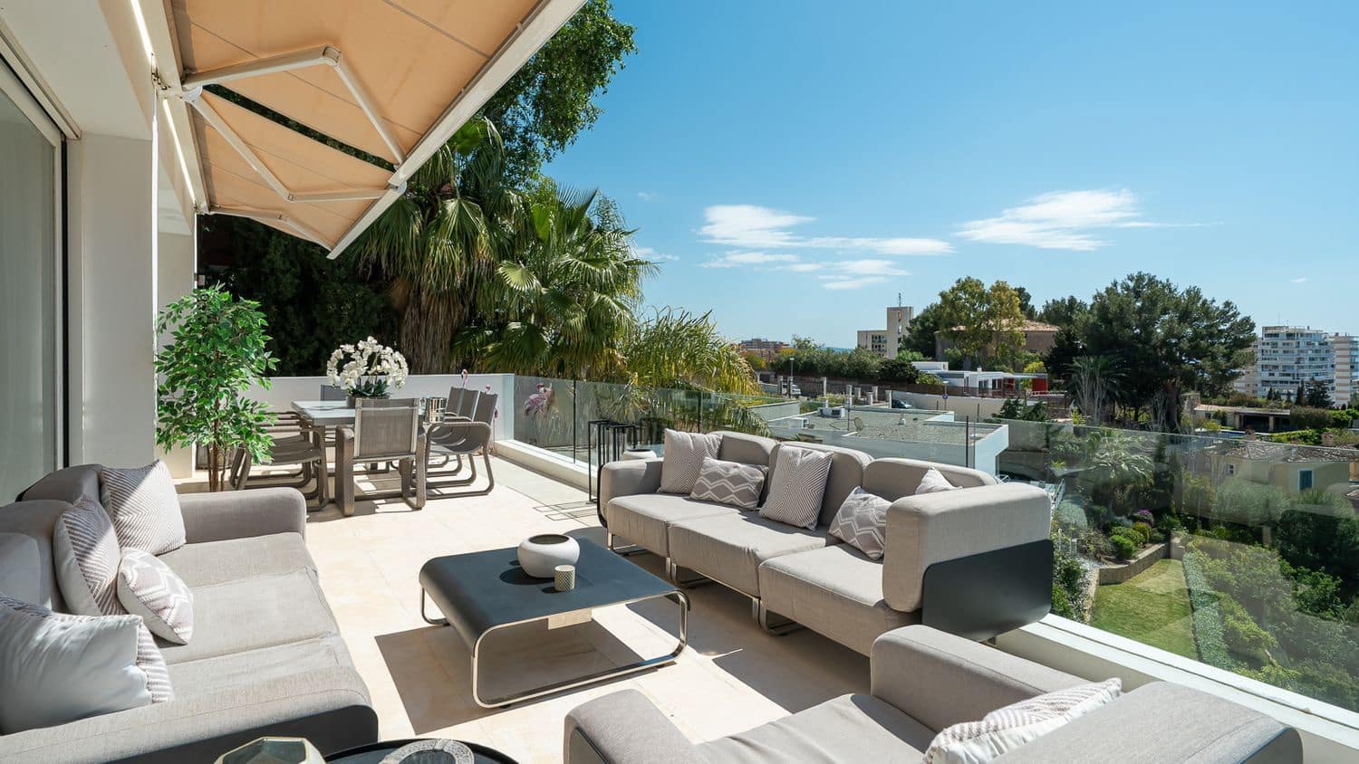 5 soveværelse Villa til salg i Palma de Mallorca med swimmingpool - € 2.995.000 (Ref: 9195534)