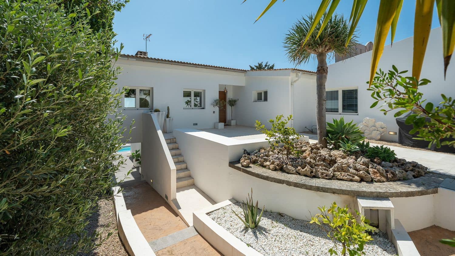 5 soveværelse Villa til salg i Palma de Mallorca med swimmingpool - € 2.995.000 (Ref: 9195534)