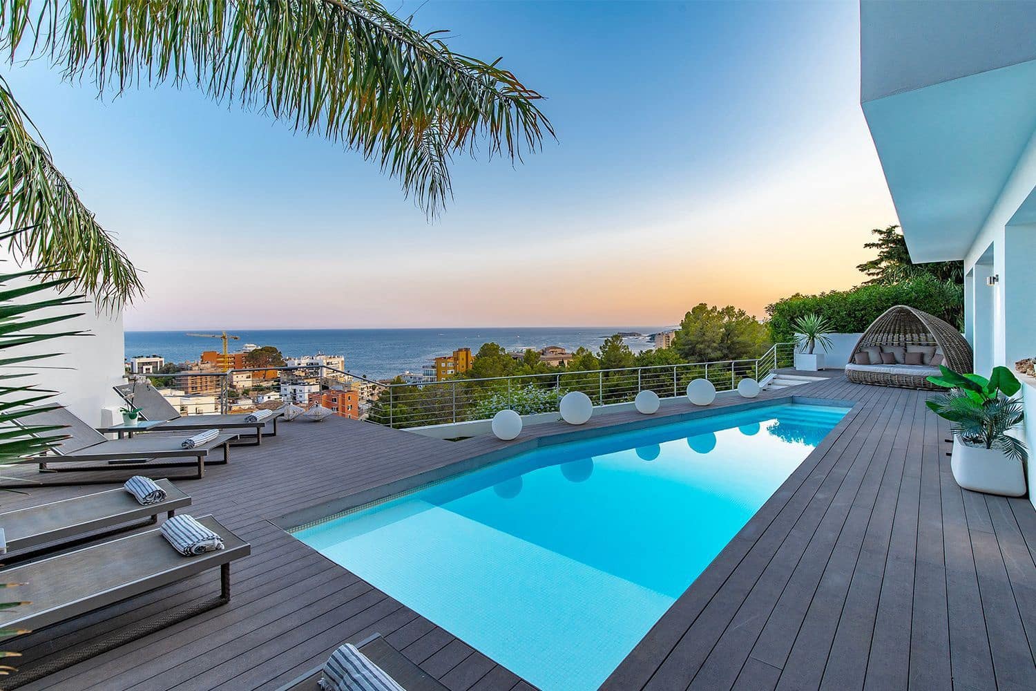 5 soveværelse Villa til salg i Palma de Mallorca med swimmingpool - € 2.995.000 (Ref: 9195534)