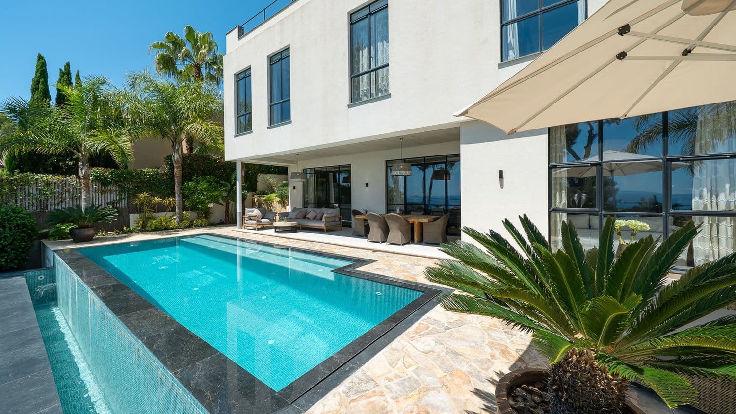 3 soverom Villa til salgs i Calvia med svømmebasseng - € 4 750 000 (Ref: 9199255)