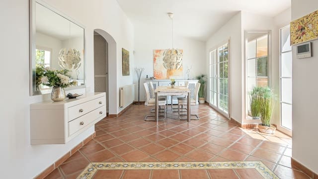 4 soveværelse Villa til salg i Costa de la Calma, Calvià med swimmingpool - € 1.980.000 (Ref: 9230802)