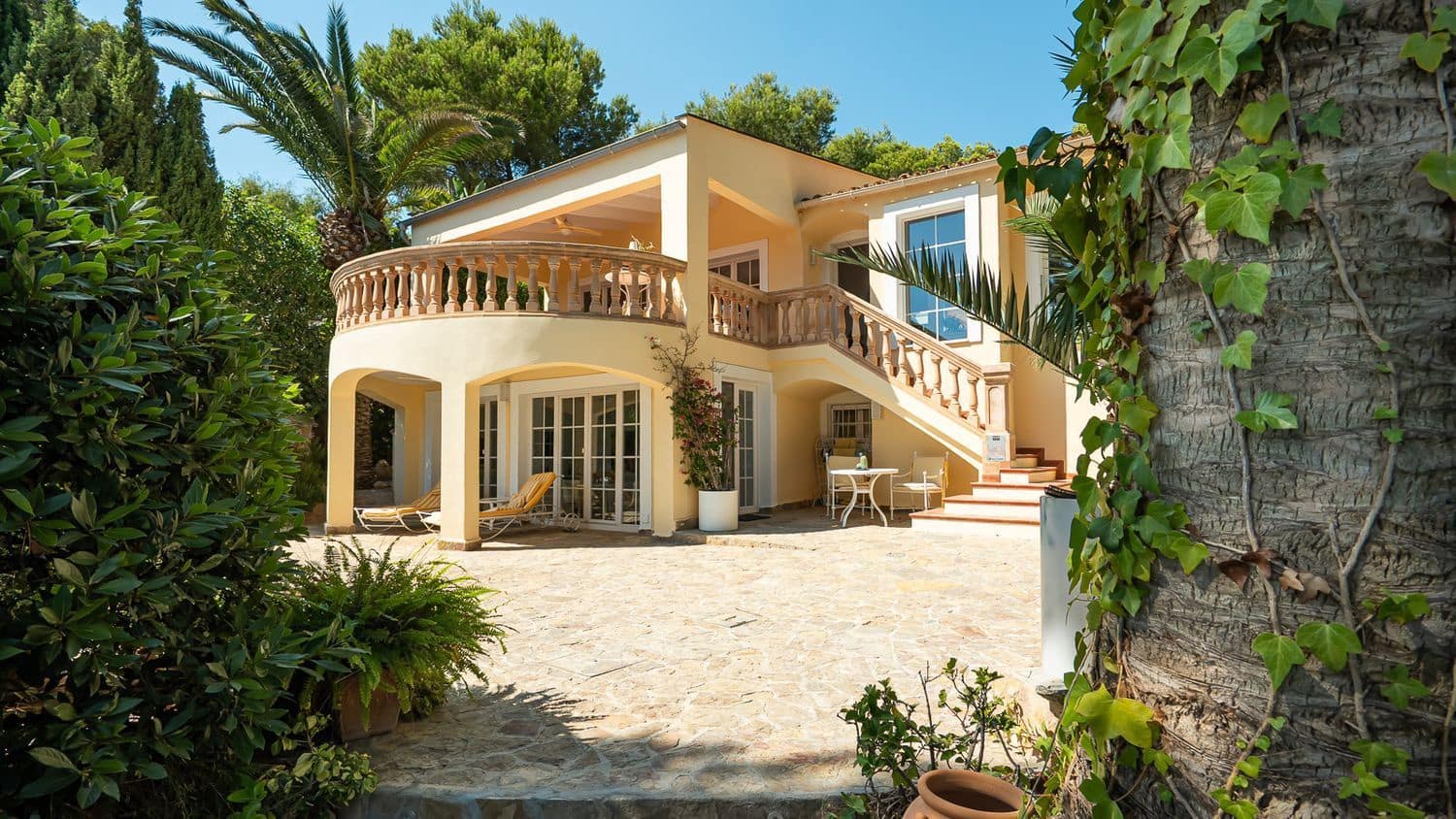 4 soveværelse Villa til salg i Costa de la Calma med swimmingpool - € 1.980.000 (Ref: 9230802)
