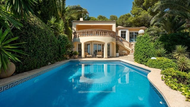 4 soveværelse Villa til salg i Costa de la Calma, Calvià med swimmingpool - € 1.980.000 (Ref: 9230802)