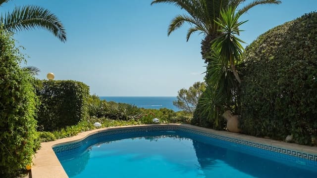 4 soveværelse Villa til salg i Costa de la Calma, Calvià med swimmingpool - € 1.980.000 (Ref: 9230802)