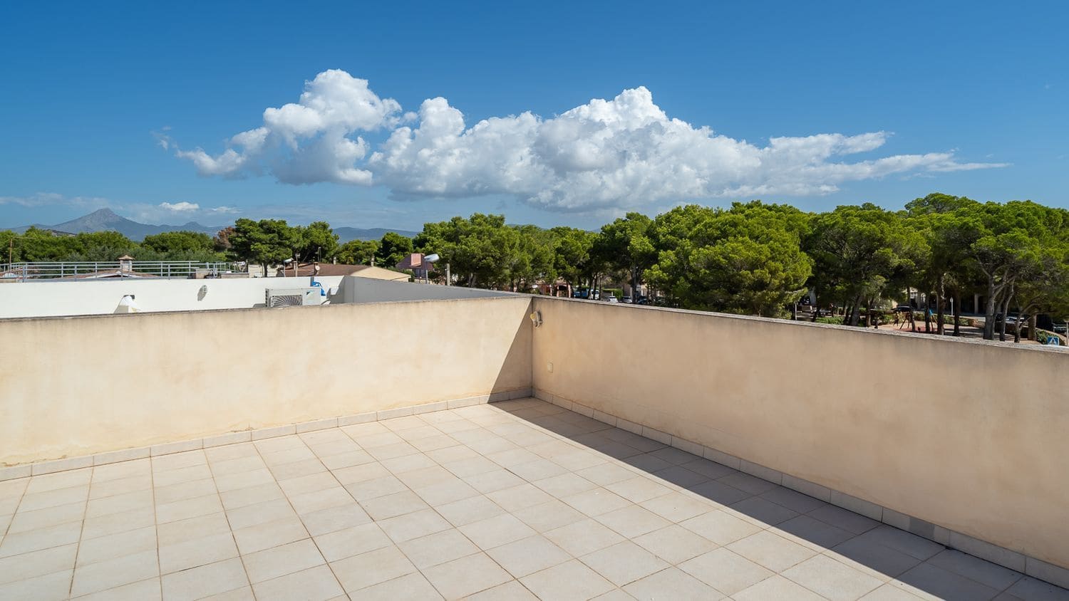 3 soverom Rekkehus til salgs i El Toro / Port Adriano med svømmebasseng - € 685 000 (Ref: 9248752)