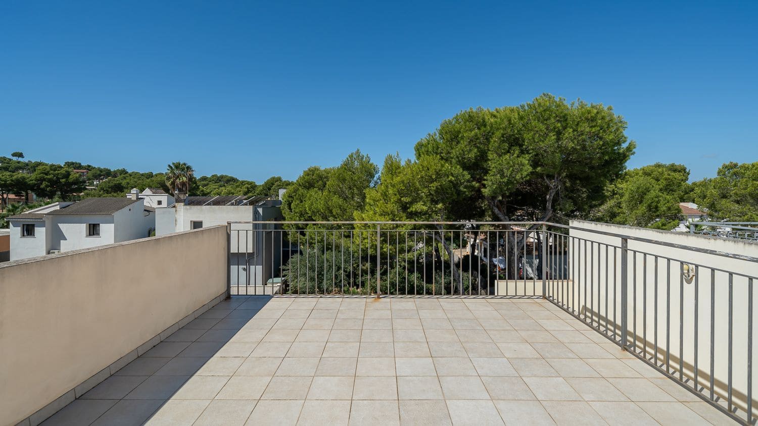 3 soverom Rekkehus til salgs i El Toro / Port Adriano med svømmebasseng - € 685 000 (Ref: 9248752)