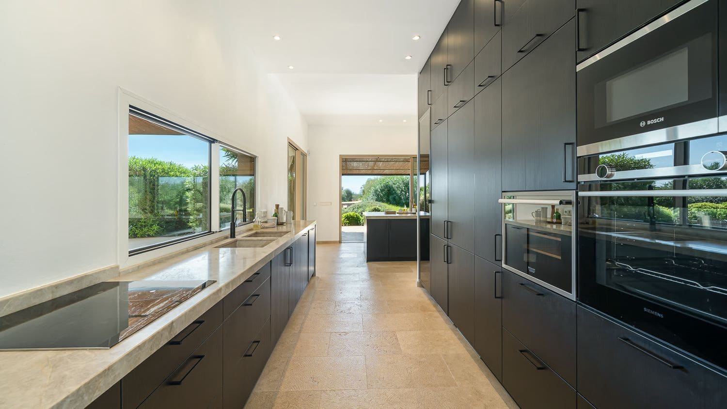 4 quarto Moradia para venda em Ses Salines com piscina - 3 590 000 € (Ref: 9265394)