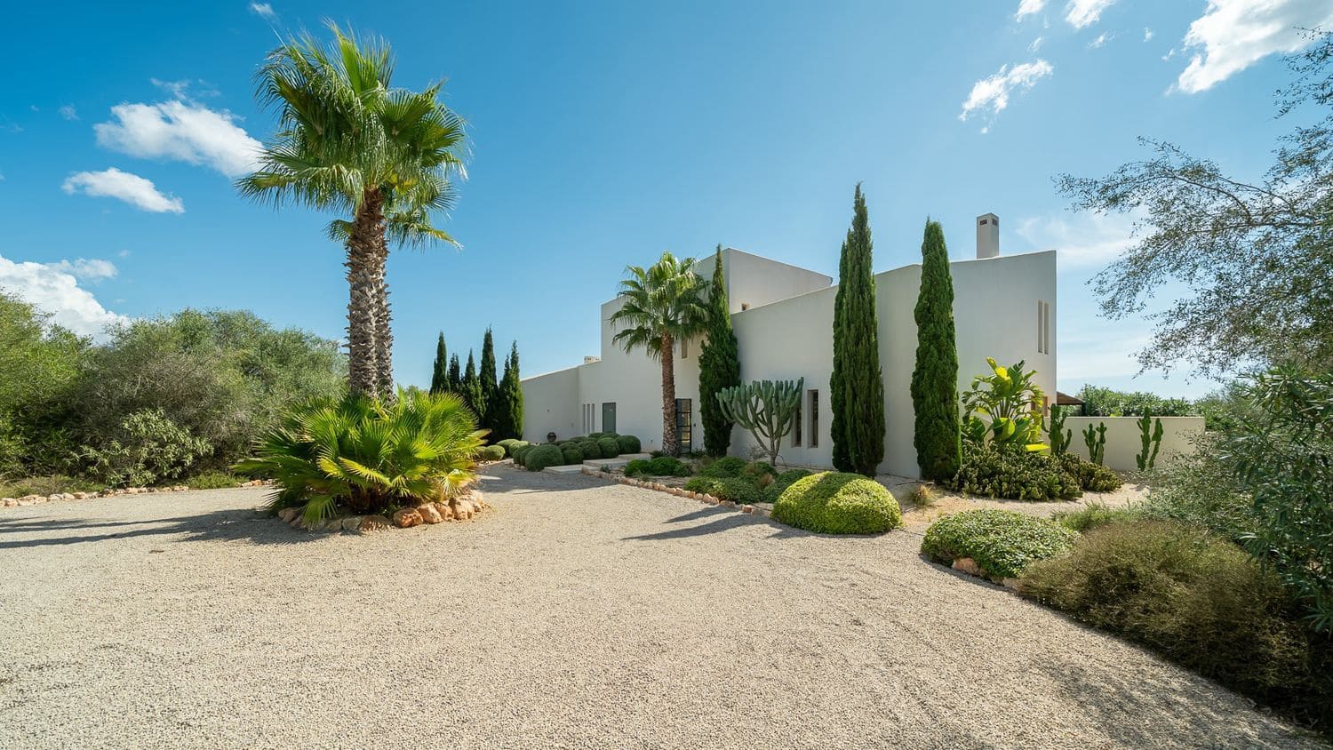 4 quarto Moradia para venda em Ses Salines com piscina - 3 590 000 € (Ref: 9265394)