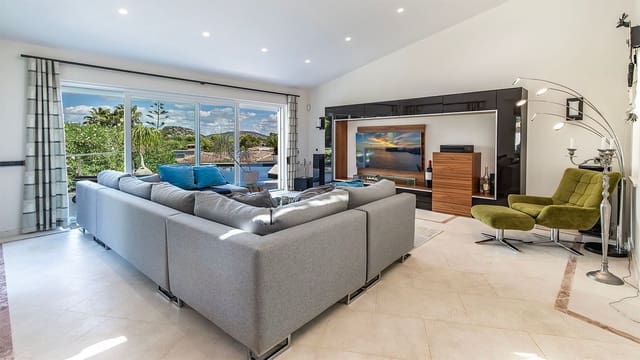 3 Zimmer Villa zu verkaufen in Santa Ponsa, Calvià mit Pool - 3.950.000 € (Ref: 9309203)