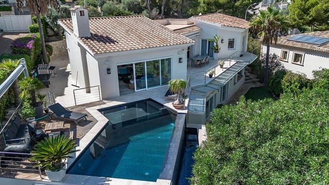 3 Zimmer Villa zu verkaufen in Santa Ponsa, Calvià mit Pool - 3.950.000 € (Ref: 9309203)