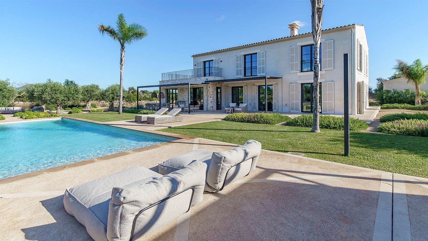 4 bedroom Villa for sale in Alqueria Blanca with pool - € 3,950,000 (Ref: 9309204)