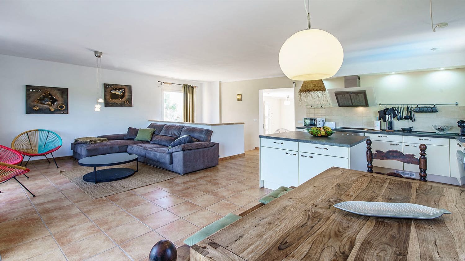 3 makuuhuone Huvila myytävänä paikassa Cala Santanyi mukana uima-altaan - 1 390 000 € (Ref: 9312645)