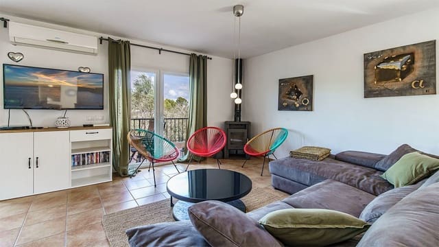 3 soveværelse Villa til salg i Cala Santanyi, Santanyí med swimmingpool - € 1.390.000 (Ref: 9312645)