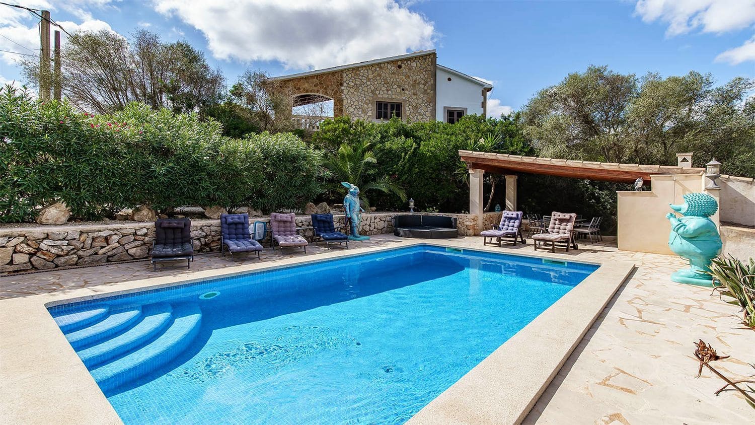 3 makuuhuone Huvila myytävänä paikassa Cala Santanyi mukana uima-altaan - 1 390 000 € (Ref: 9312645)