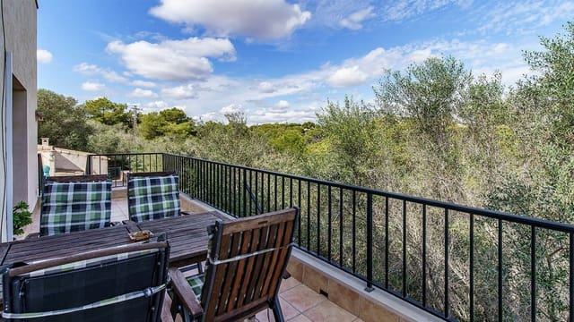 3 soveværelse Villa til salg i Cala Santanyi, Santanyí med swimmingpool - € 1.390.000 (Ref: 9312645)