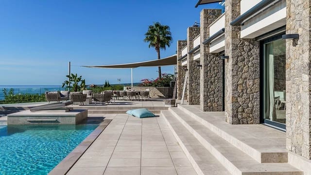 6 soverom Villa til salgs i Bendinat, Calvià med svømmebasseng - € 11 900 000 (Ref: 9312646)