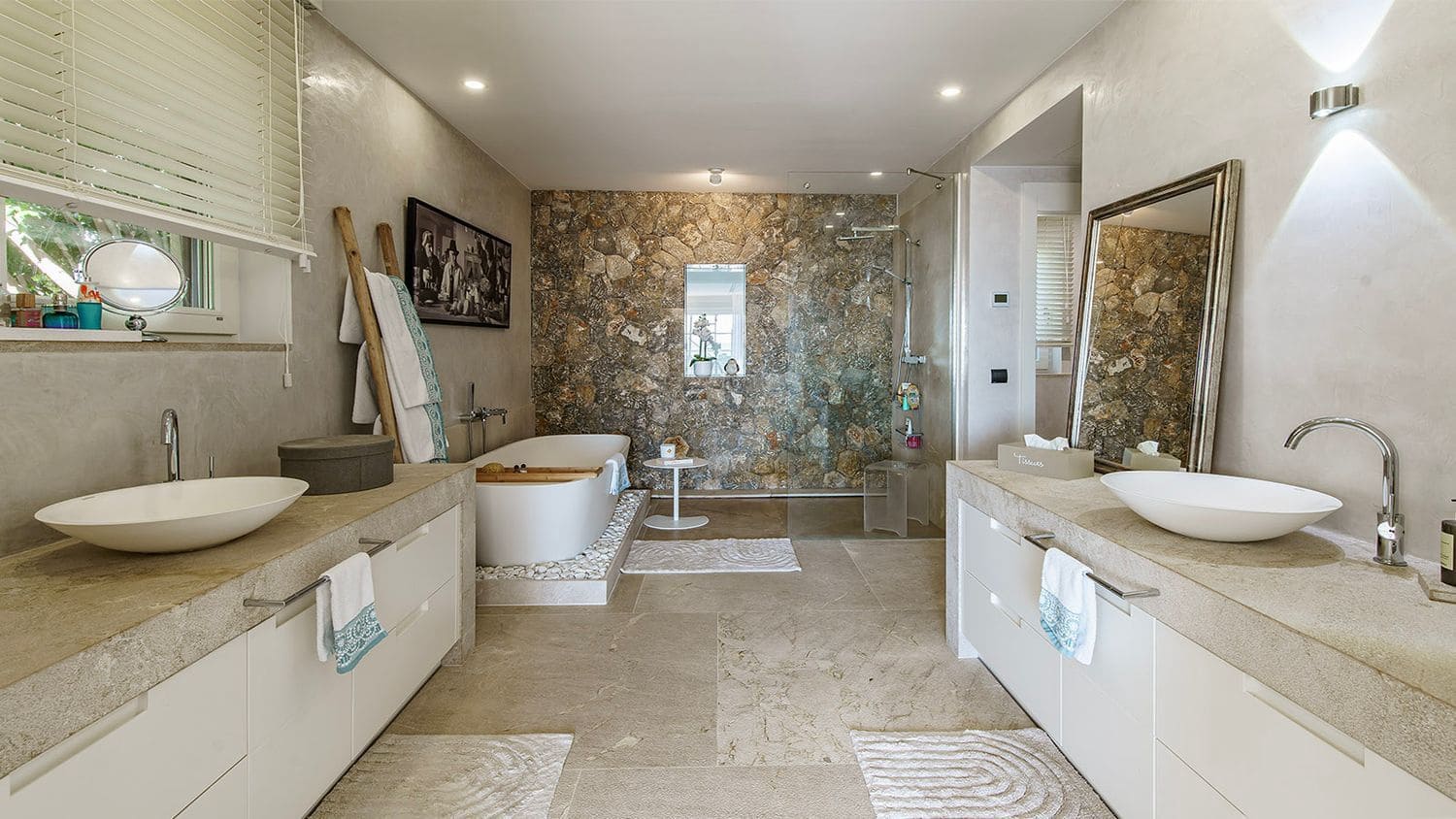 6 soverom Villa til salgs i Bendinat med svømmebasseng - € 11 900 000 (Ref: 9312646)