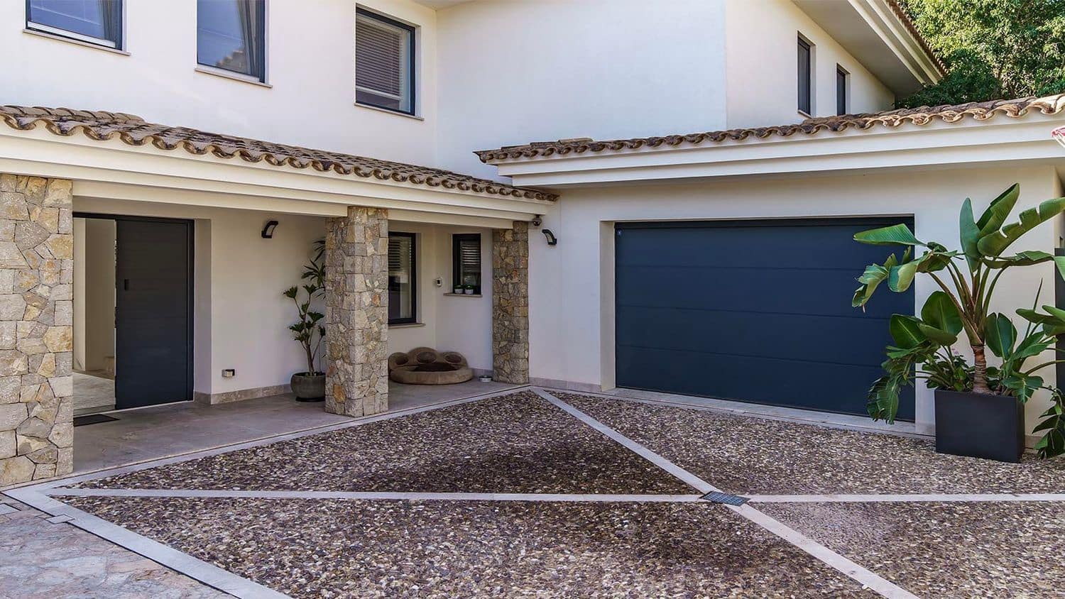 6 soverom Villa til salgs i Bendinat med svømmebasseng - € 11 900 000 (Ref: 9312646)