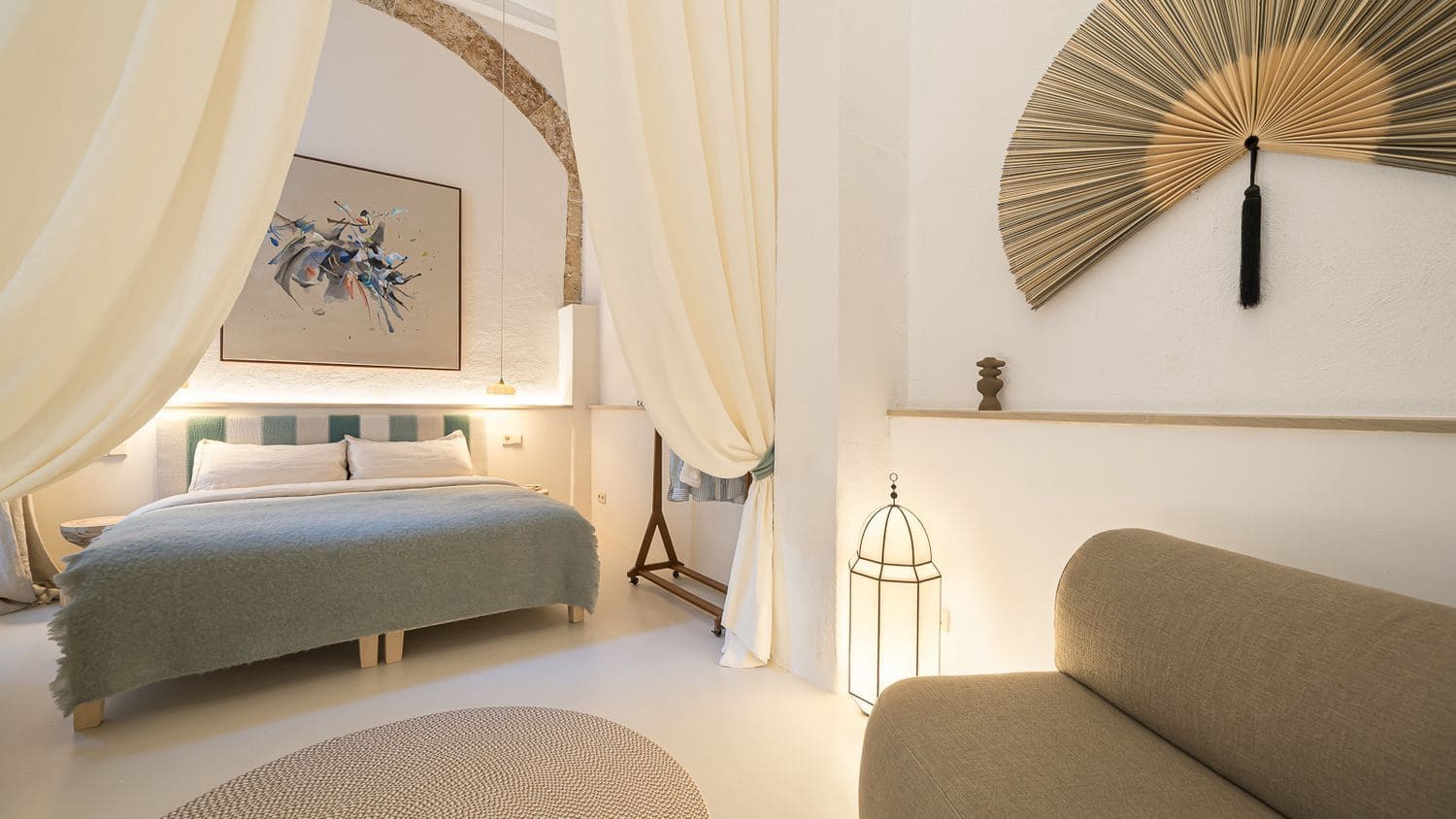 2 bedroom Apartment for sale in Palma de Mallorca - € 1,295,000 (Ref: 9343205)