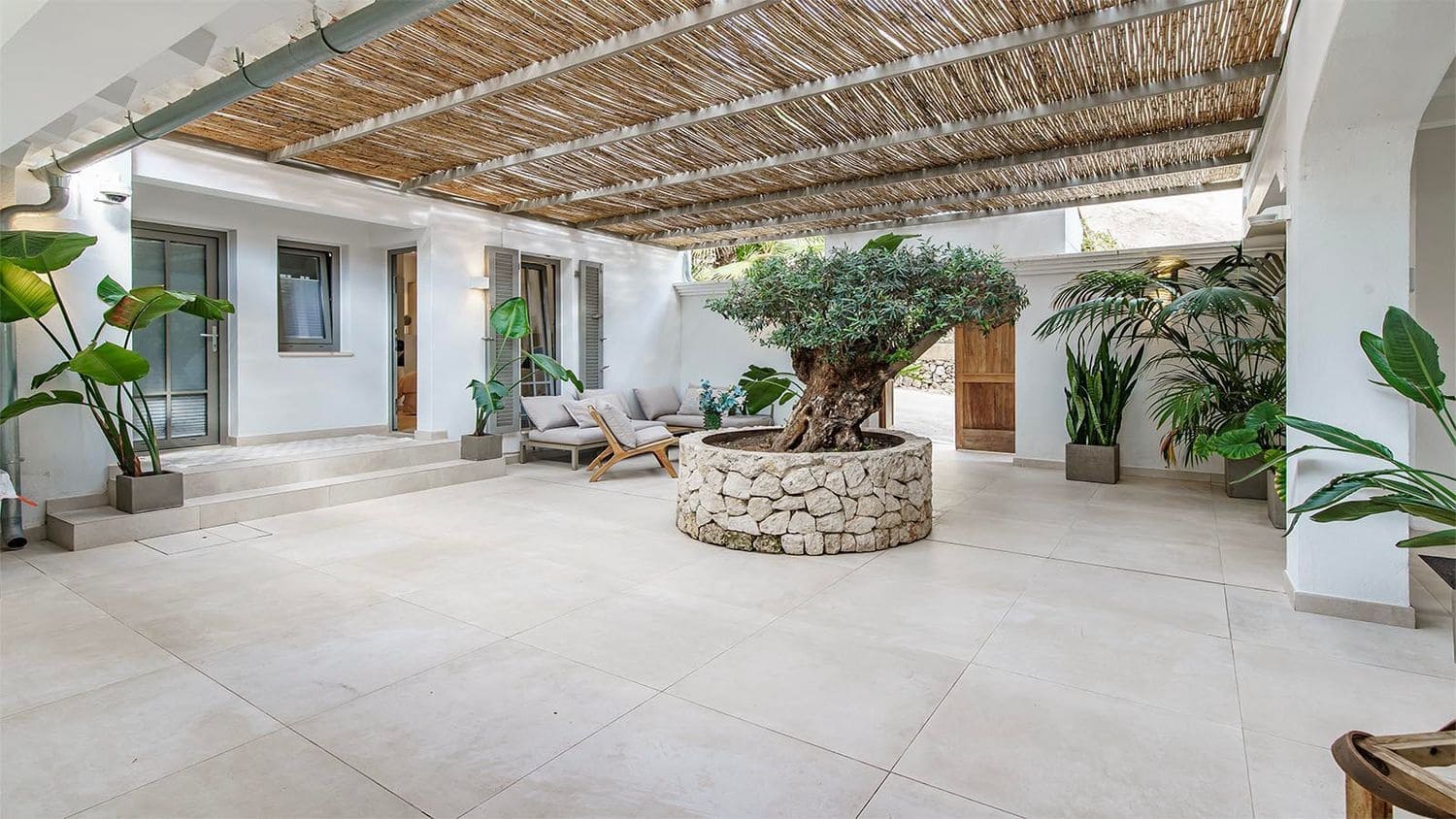 5 soverom Villa til salgs i Costa d'en Blanes med svømmebasseng - € 5 250 000 (Ref: 9343206)