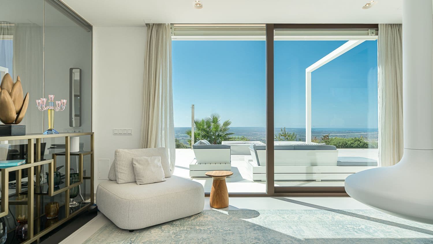 5 soveværelse Villa til salg i Son Ferriol med swimmingpool - € 4.495.000 (Ref: 9357104)