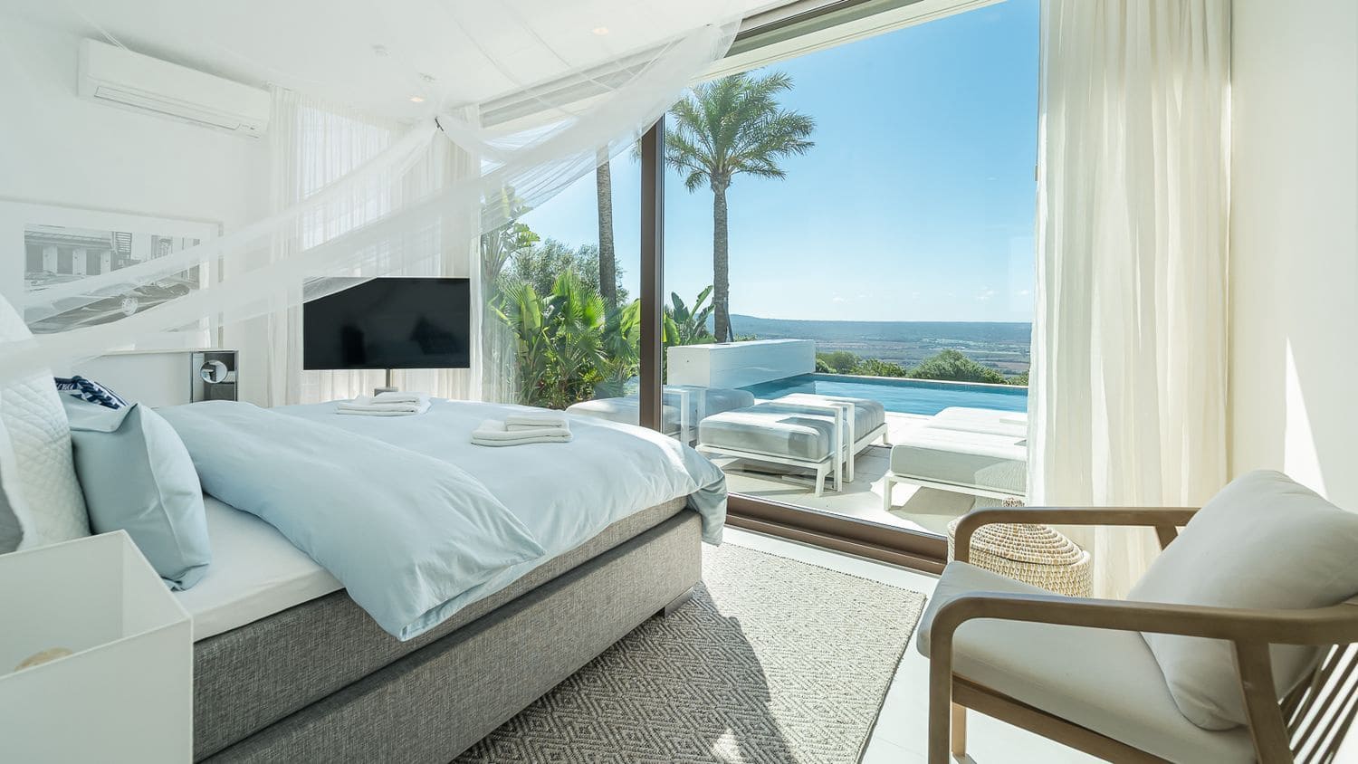 5 soveværelse Villa til salg i Son Ferriol med swimmingpool - € 4.495.000 (Ref: 9357104)