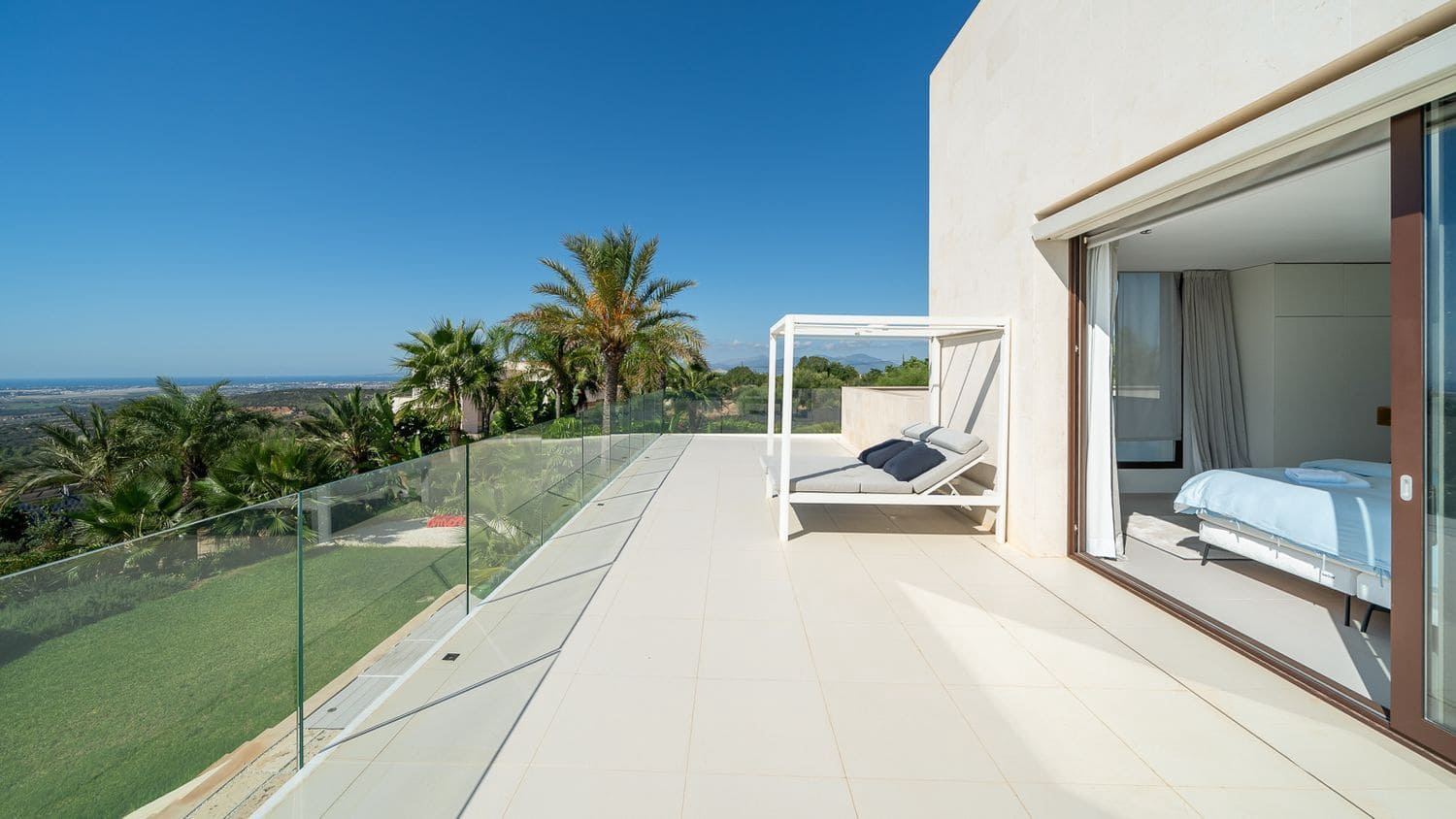 5 soveværelse Villa til salg i Son Ferriol med swimmingpool - € 4.495.000 (Ref: 9357104)