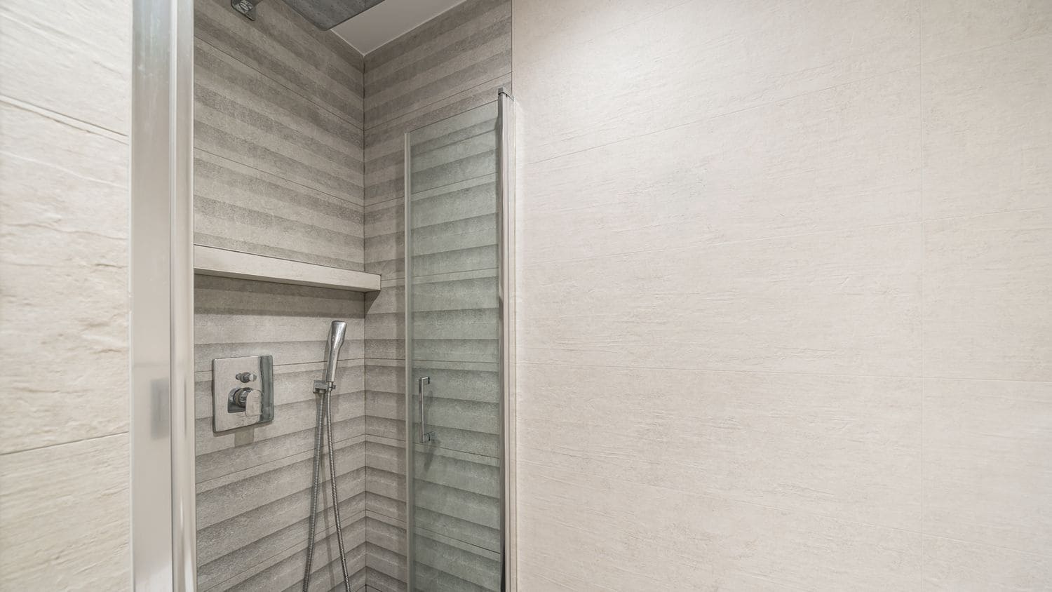 2 slaapkamer Appartement te koop in Cala Vinyes / Cala Vinyas / Cala Vinas met zwembad - € 650.000 (Ref: 9357106)