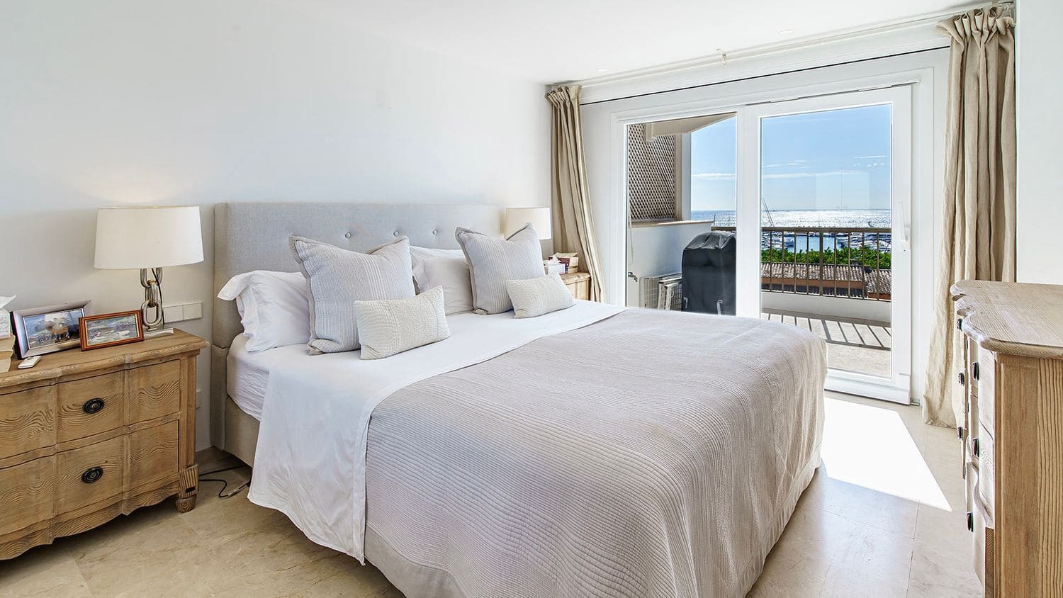 3 bedroom Apartment for sale in Portals Nous with pool - € 1,950,000 (Ref: 9377858)
