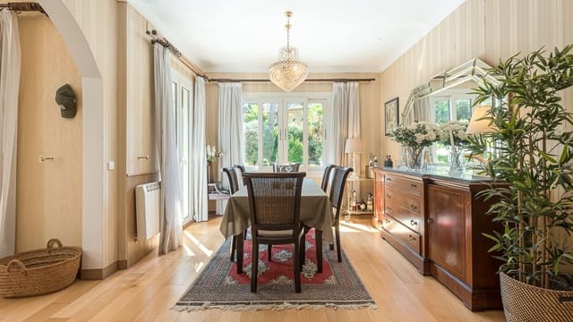 7 soveværelse Villa til salg i Bendinat, Calvià med swimmingpool - € 2.500.000 (Ref: 9377859)