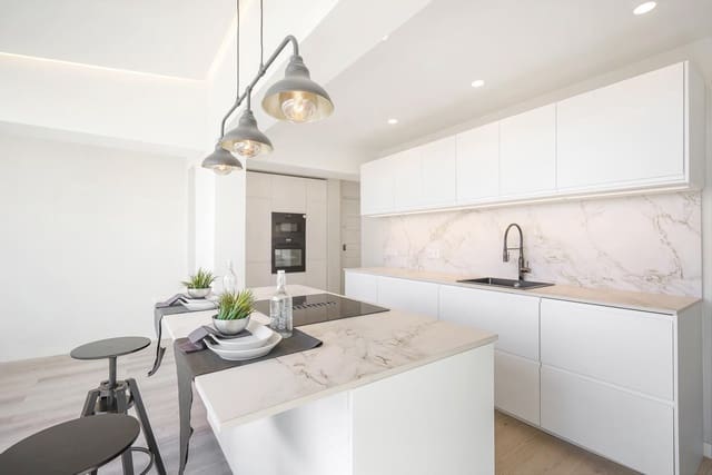 2 soveværelse Penthouse til salg i El Terreno, Palma de Mallorca - € 545.000 (Ref: 9387665)