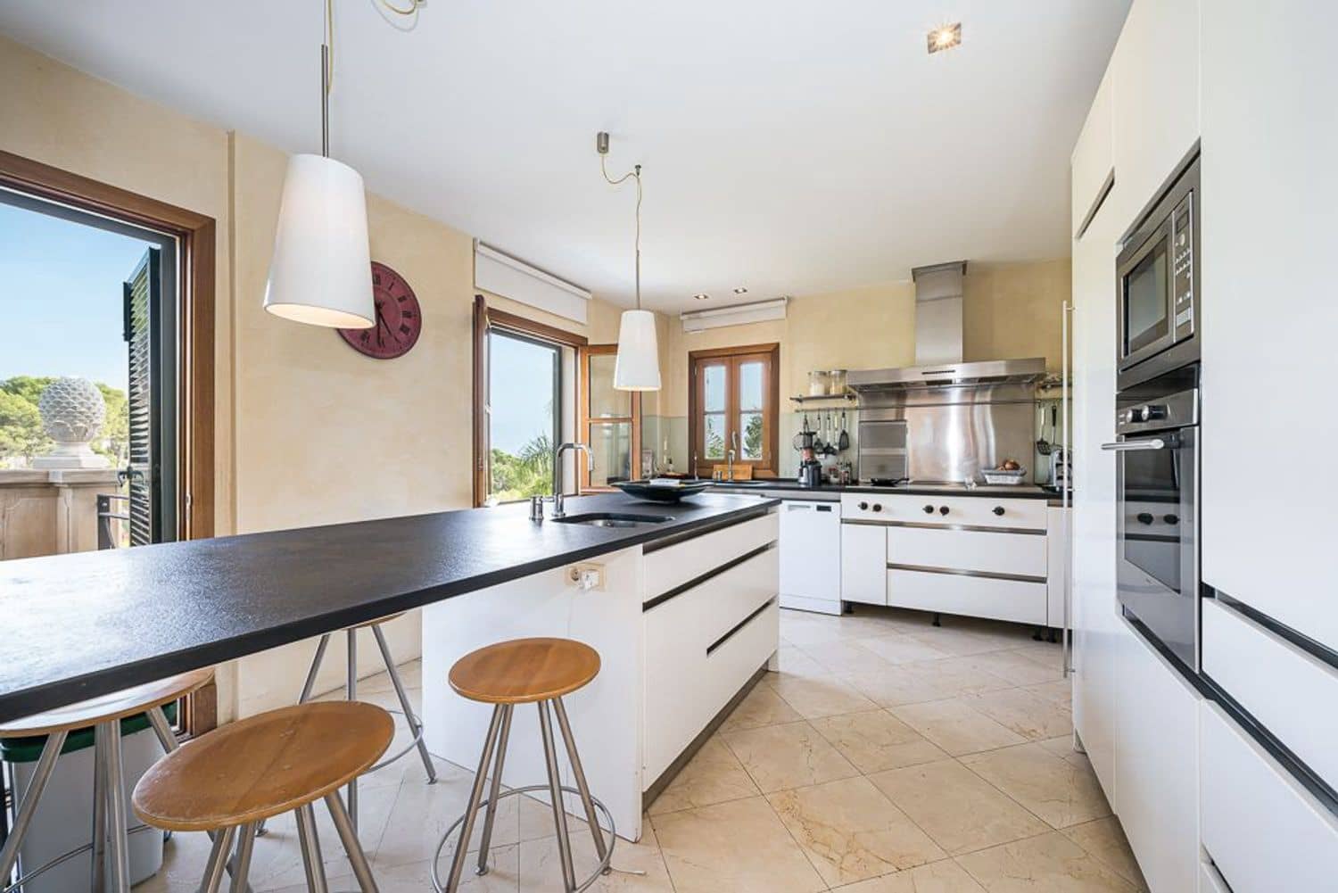 4 makuuhuone Huvila myytävänä paikassa Costa d'en Blanes mukana uima-altaan - 3 700 000 € (Ref: 9425696)