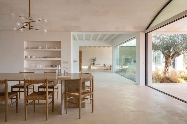 3 soveværelse Villa til salg i Campos med swimmingpool - € 4.290.000 (Ref: 9436951)