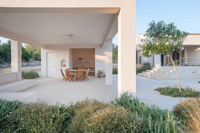 3 soveværelse Villa til salg i Campos med swimmingpool - € 4.290.000 (Ref: 9436951)