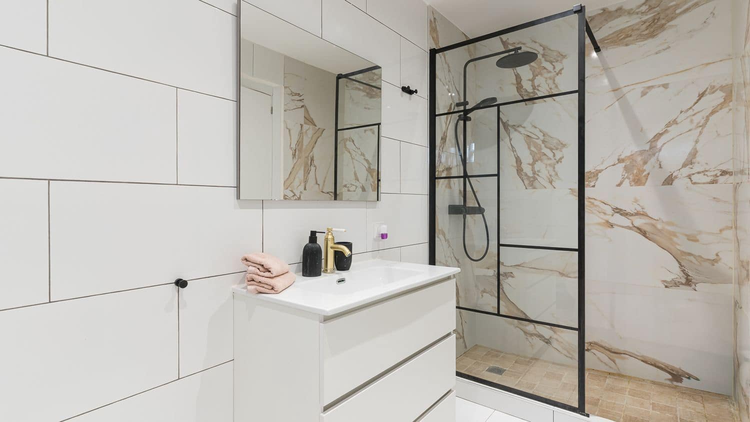 4 bedroom Villa for sale in Costa de la Calma with pool - € 1,950,000 (Ref: 9468220)