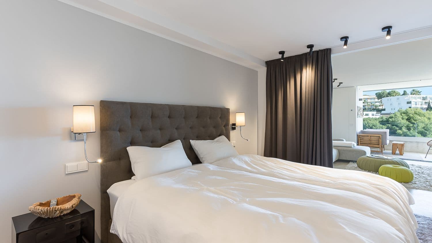 2 bedroom Apartment for sale in Portals Nous with pool - € 1,350,000 (Ref: 9498912)