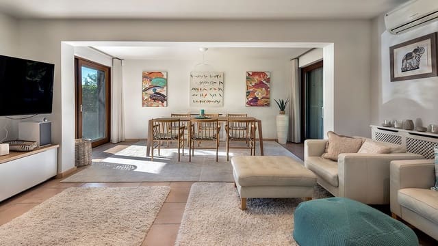 3 soveværelse Villa til salg i Santa Ponsa, Calvià med swimmingpool - € 1.995.000 (Ref: 9510230)