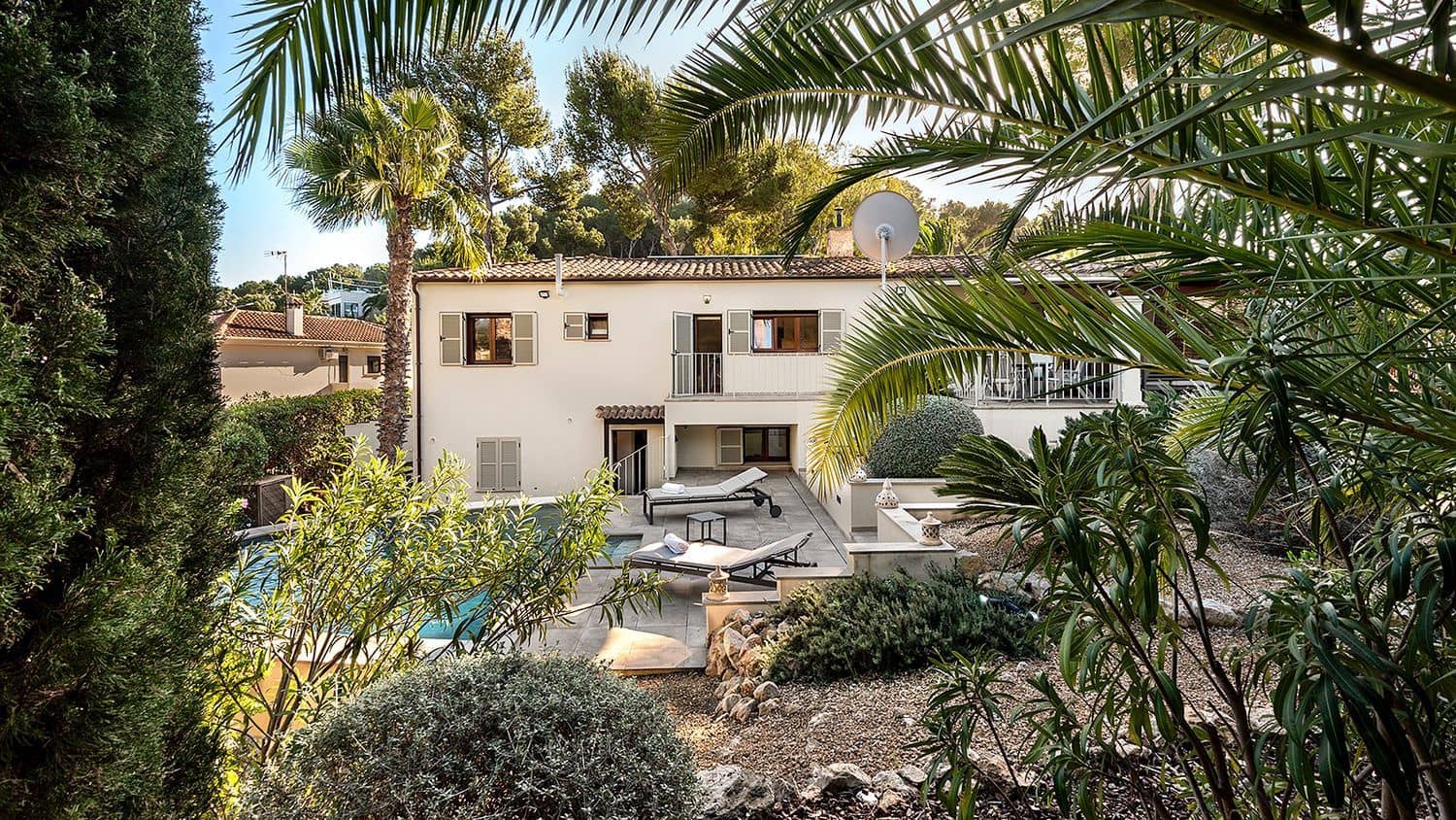 3 bedroom Villa for sale in Santa Ponsa with pool - € 1,995,000 (Ref: 9510230)