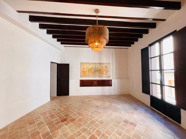 Penthouse de 4 chambres à louer à El Sindicat, Palma de Mallorca - 6 800 € (Ref: 9547868)