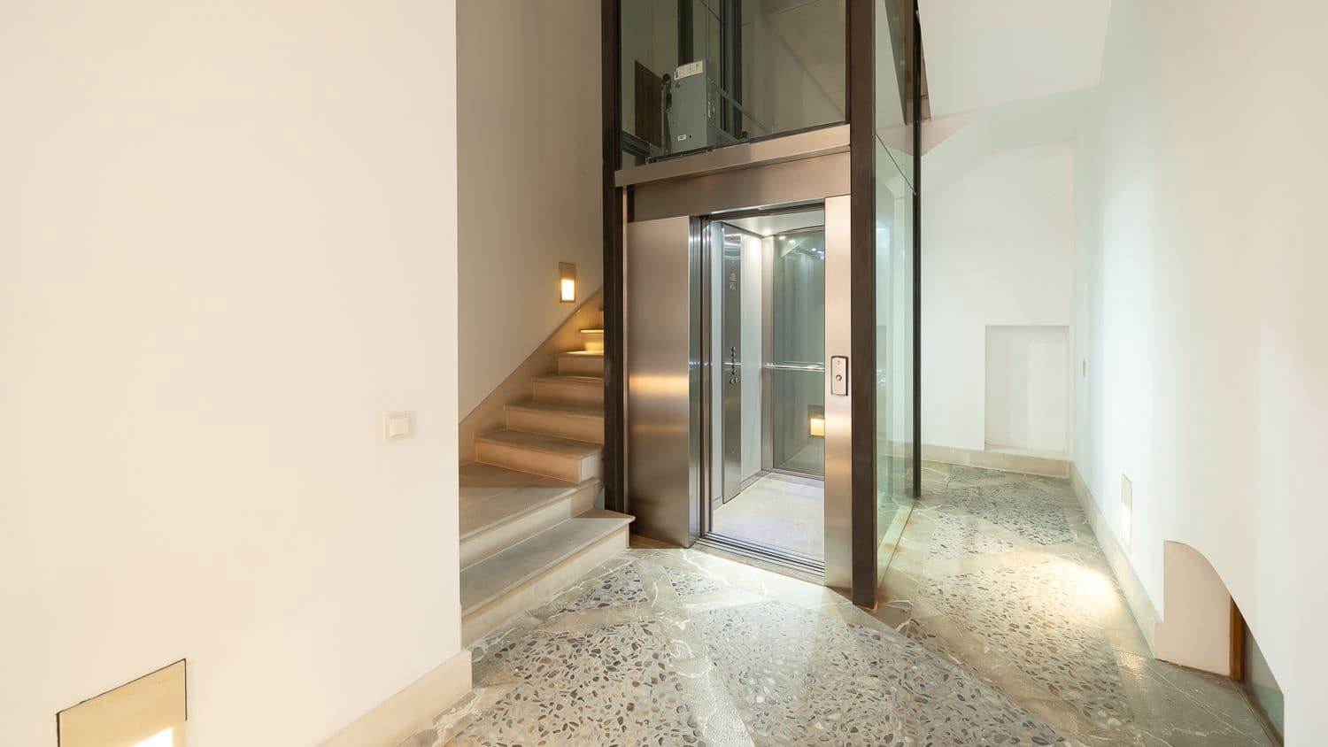 3 bedroom Apartment for rent in Palma de Mallorca - € 5,500 (Ref: 9547869)