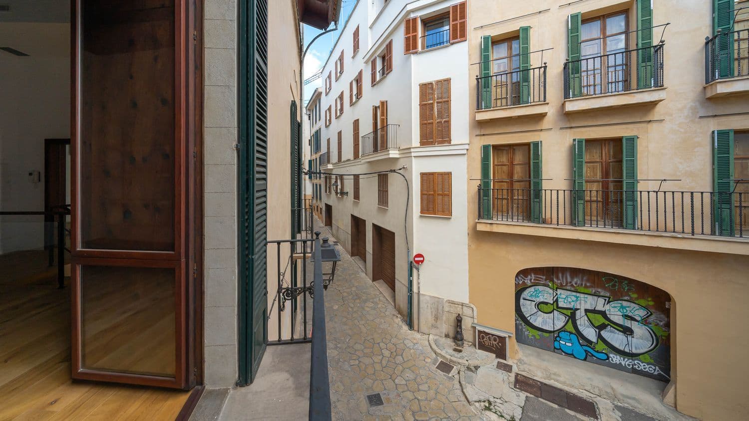 3 bedroom Apartment for rent in Palma de Mallorca - € 3,900 (Ref: 9547869)