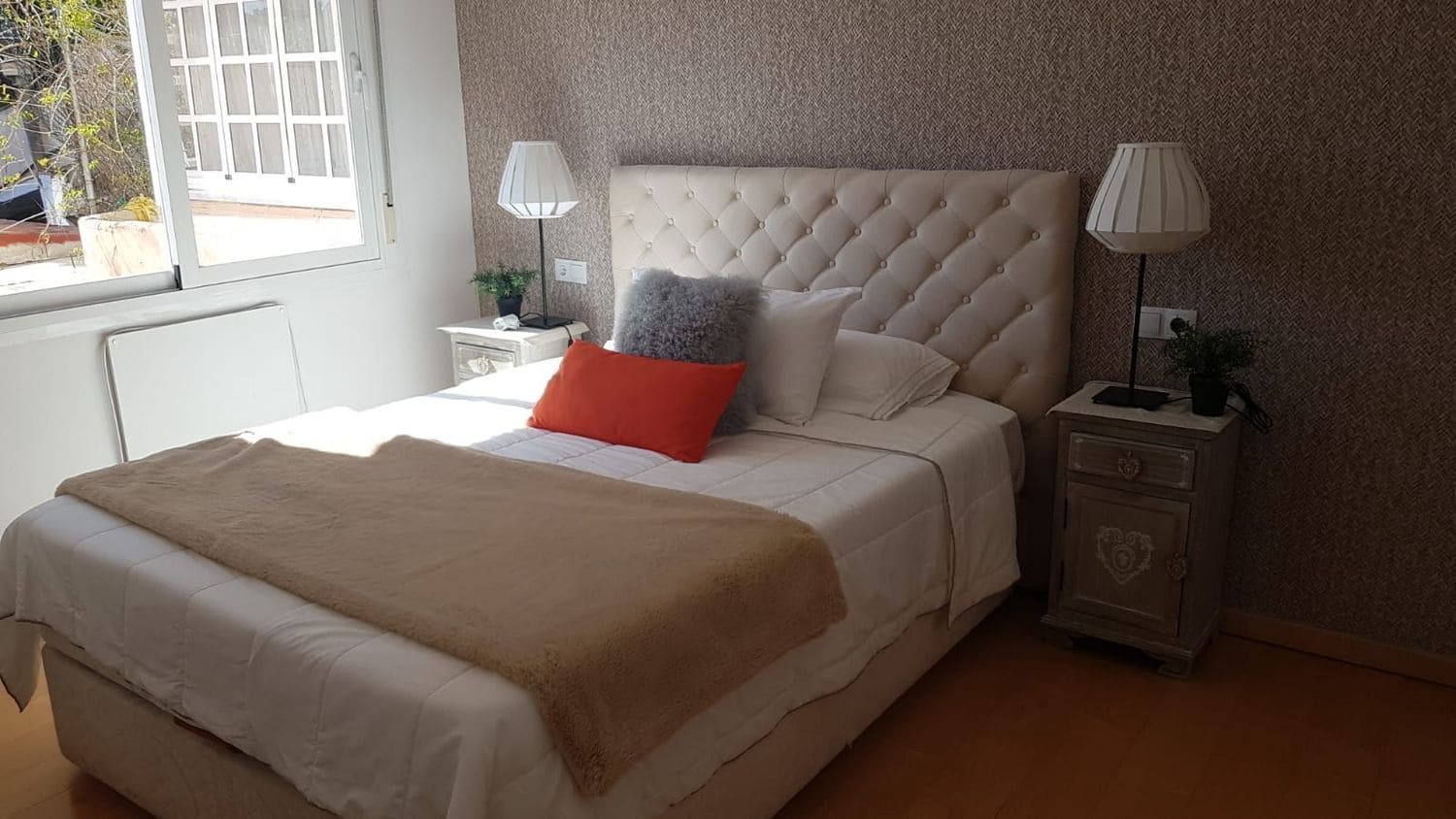 Apartamento de 2 habitaciones en Portals Nous en alquiler con piscina - 2.450 € (Ref: 9547871)