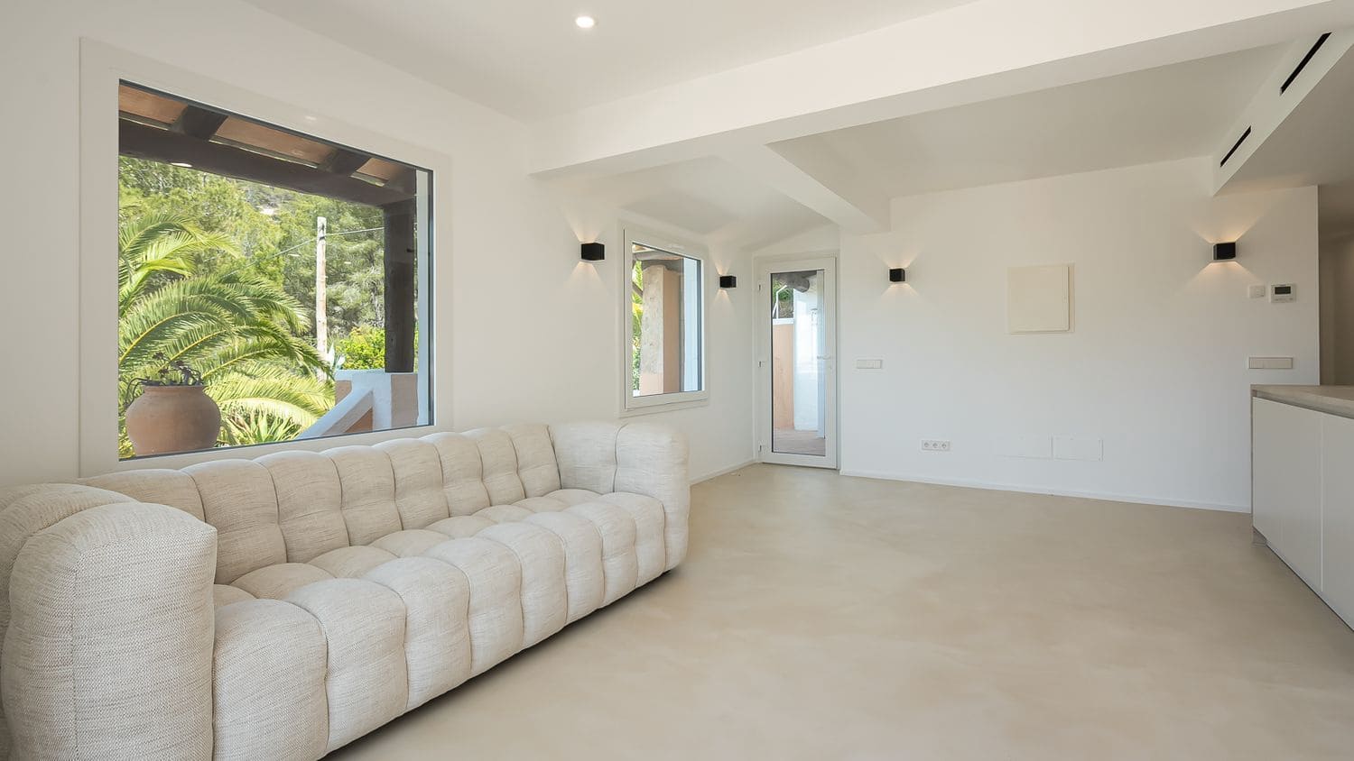 3 bedroom Apartment for rent in Puerto de Andratx with pool - € 3,500 (Ref: 9547872)