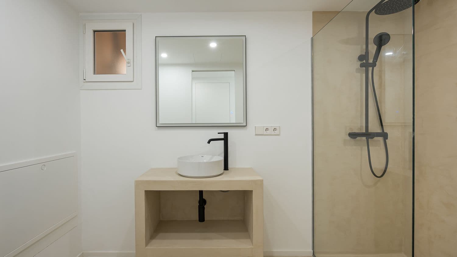 3 bedroom Apartment for rent in Puerto de Andratx with pool - € 3,500 (Ref: 9547872)